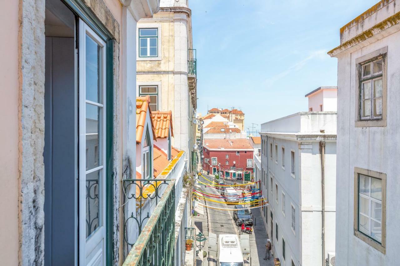 Alfama, Bright And Spacious With Private Terrace, By Timecooler Lisboa Exterior foto