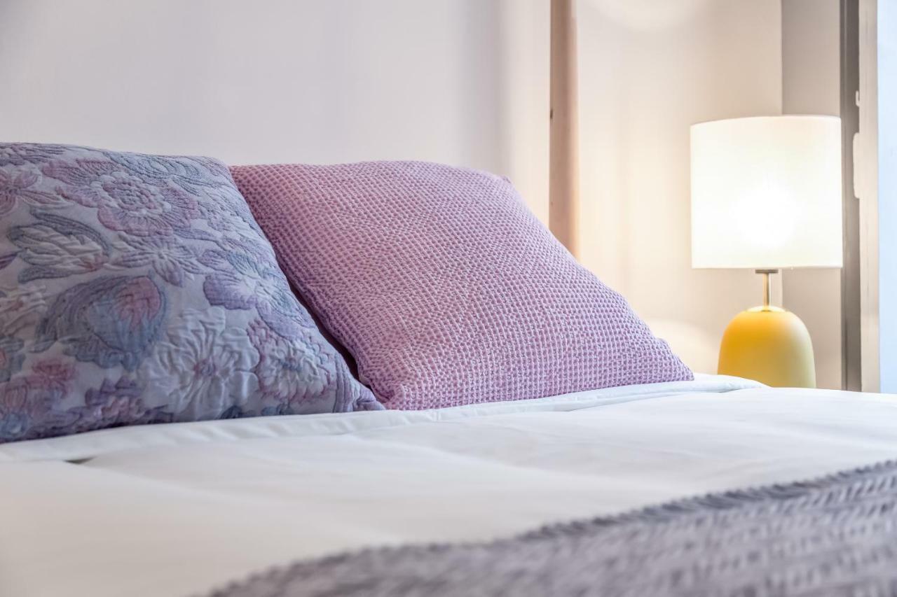 Alfama, Bright And Spacious With Private Terrace, By Timecooler Lisboa Exterior foto