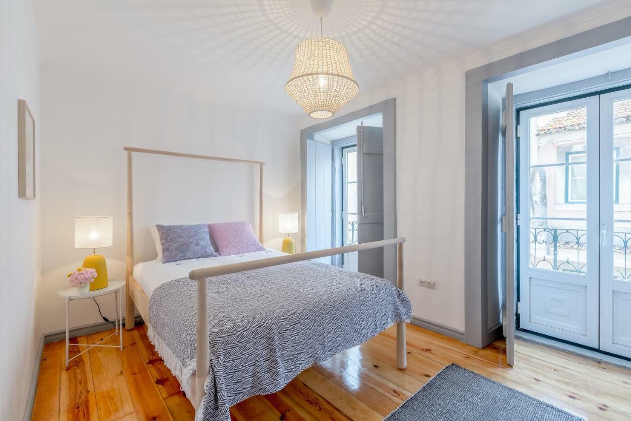 Alfama, Bright And Spacious With Private Terrace, By Timecooler Lisboa Exterior foto