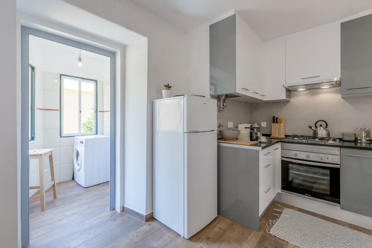 Alfama, Bright And Spacious With Private Terrace, By Timecooler Lisboa Exterior foto